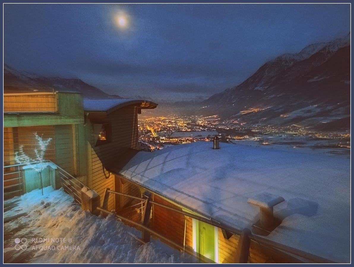 Chalet Con Jacuzzi Vista Montagne Aosta Exterior photo